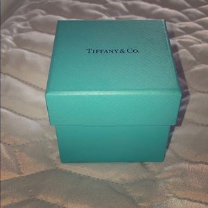 COPY - Tiffany ring box only